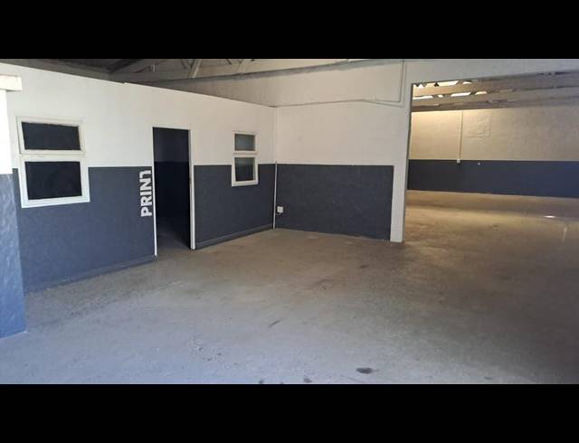 INDUSTRIAL PROPERTY TO RENT IN NORTH END